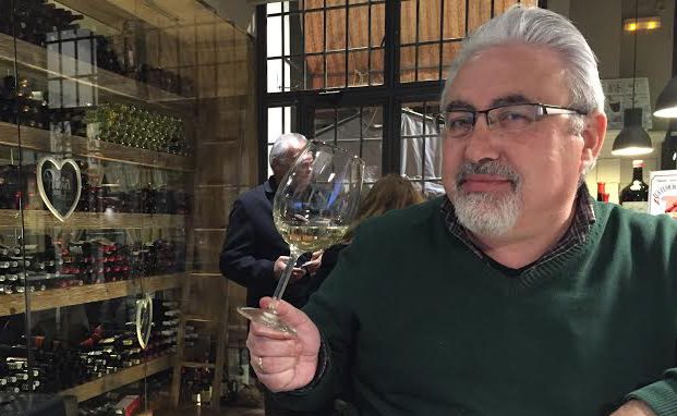 Entrevista-a-José-Miguel-García-Prados-Las-101-preguntas-de-Anairas-disfrutando-un-vino-e1462297626421